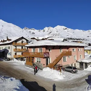 https://appartamenti-alpi.it-lombardy.com